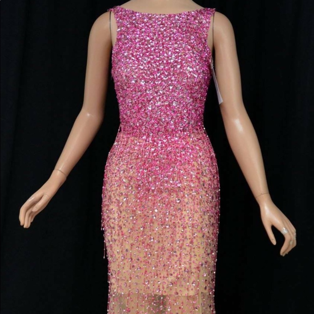 NEW $698 Fringe Beaded Pink Formal Prom Dress